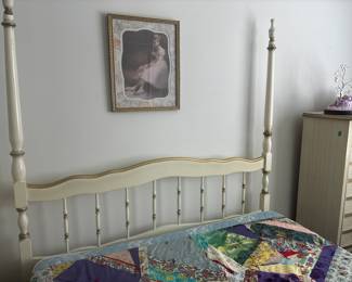 Four poster bed