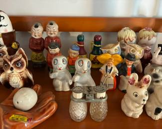 Variety of Vintage Novelty Salt & Pepper Shakers