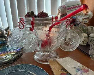 Punchbowl set in leaf pattern