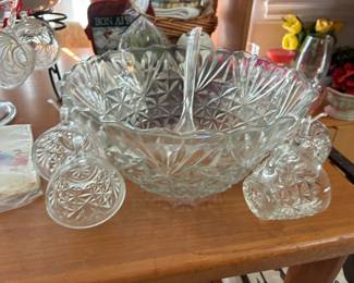 Punchbowl set