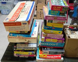 Vintage games and puzzles
