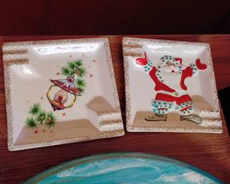 Vintage barware meets vintage Christmas!