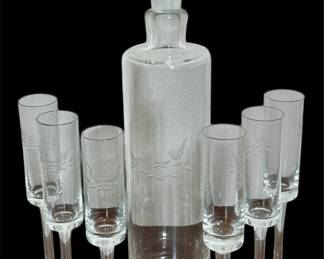Clear Glass Decanter/6 Glasses