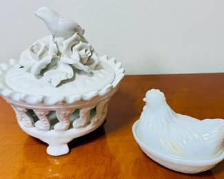 Vntg Hen on Nest, Bird Figurine