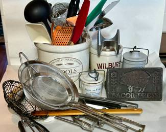 Ktchn Utensils/Roseville Crock etc
