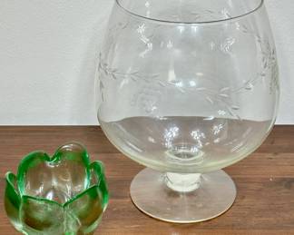 Vntg Brandy Snifter, Dish