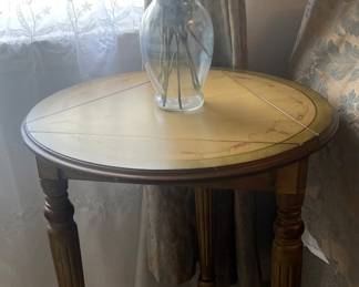 Nice Occasional Table 