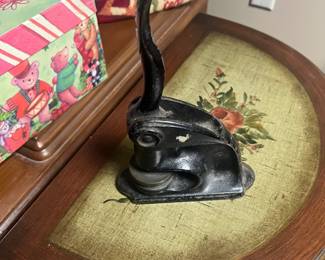 Table and Seal Press