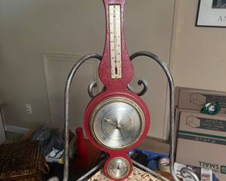 Thermometer/Barometer