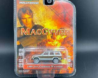 Macgyver Greenlight Hollywod
