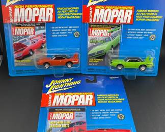 Johnny Lightning Mopar