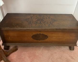 Lane cedar chest with key