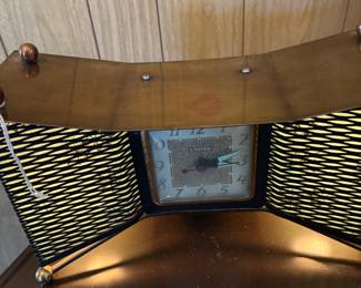 MCM clock radio light. ( Clock needs repair)