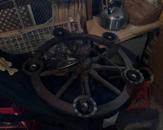 Wagon wheel chandelier