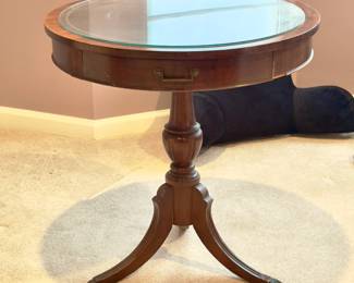 Antique mahogany drum table