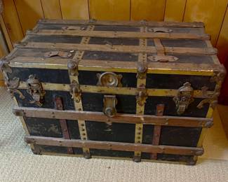 We know there are a fair number of people who like collecting trunks.  Well, here is another one!
