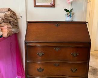 This three-drawer with fold-down lid can add some style nearly any room.  Oh, and the frame on the wall is from the Monrovia Coffee Klatch.