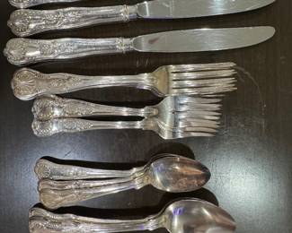 Reed & Barton Mirrorstele