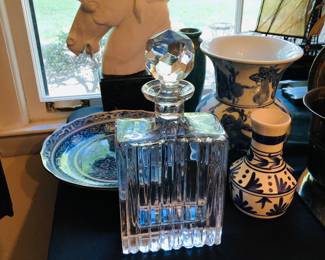 Decanters, horse sculpture and decor