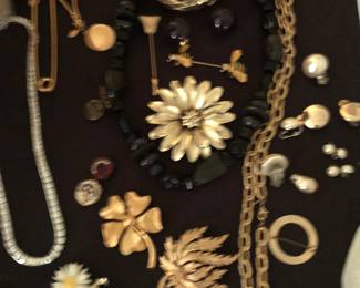Vintage Costume Jewelry 