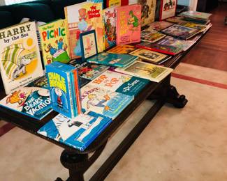 Tons of Vintage Books!!