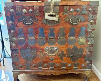Japanese Tansu Chest  antique/excellent