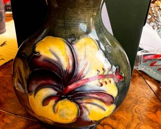 Other side /vase