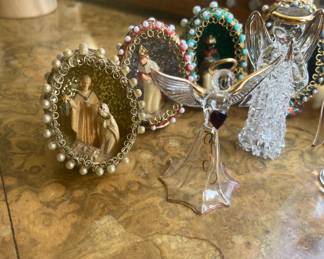 Diorama eggs + vintage craft