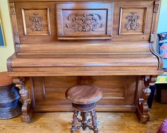 Everett Upright very nice 