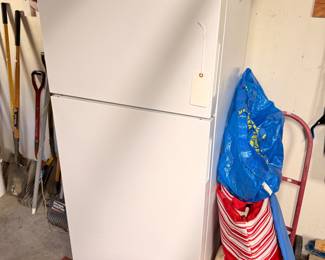 Amanda Garage Refrigerator/Freezer