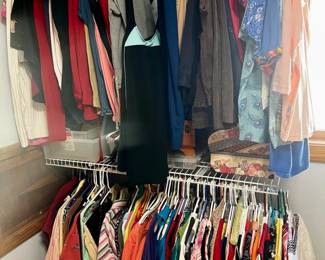 Women's clothing sizes M - 18W