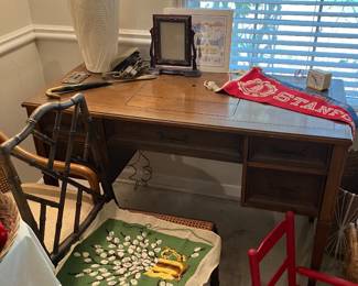 Sewing Machine Table