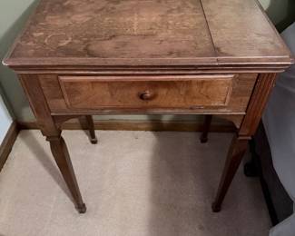 Sewing Machine Cabinet