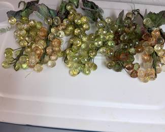 Bunches of Grapes 