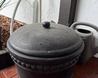 HOW COOL TO STORE YOUR HOSE IN THIS