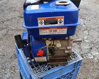 New 7hp gas motor 