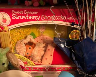 Strawberry Shortcake 1980's Sweet Sleeper