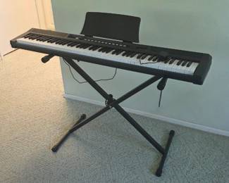 UISCOM 88 key digital piano