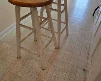 #39	Set of 2 White Painted Wood Barstools w/wood top - 26"	 $40.00 