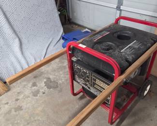 #151	Generac SVP-5000 Generator - 10HP 5 Gallon Fuel Tank	 $145.00 