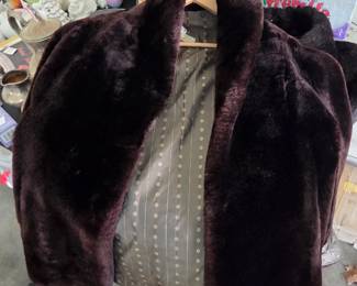 #194	Brown Faux Fur Jacket Size Medium	 $40.00 