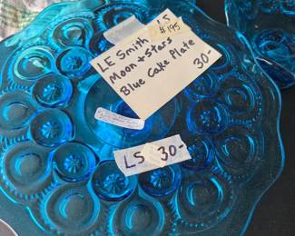 #195	LE Smith Moon and Starts Blue Cake Plate	 $30.00 