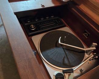 #101	Stereo  w/New Vista Victrola  Player - 51x19x27 - as is finish	 $30.00 