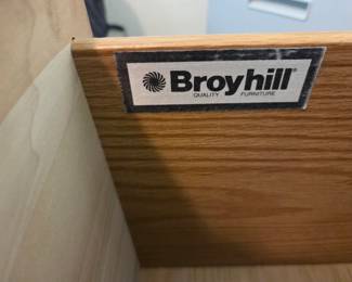 #25	Broyhill Roll-Top Desk w/Cubbies & 5 Drawers - 48x23x41	 $175.00 