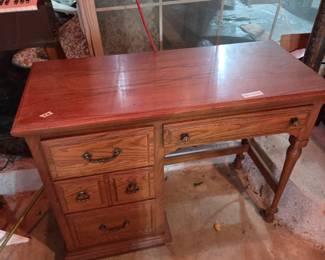 #111	Oak knee-hole Desk w/4 drawers - 42x19x32	 $60.00 