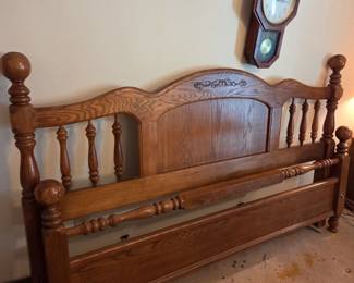 #81	Broyhill King Headboard/Footboard w/frame and Side Rails	 $175.00 