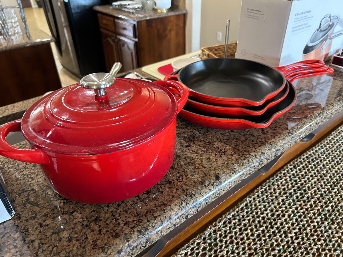 Le Creuset signature series