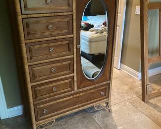 Tall chest with mirror