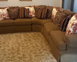 Henredon Traditional MultiPiece Sectional Sofa