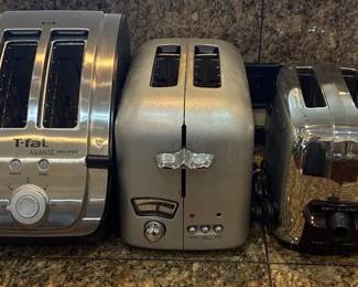 3 Toasters